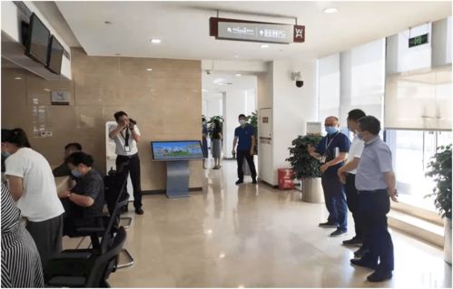 市司法局調(diào)研我區(qū)公共法律服務(wù) 深化法律咨詢服務(wù)，筑牢法治社會(huì)根基